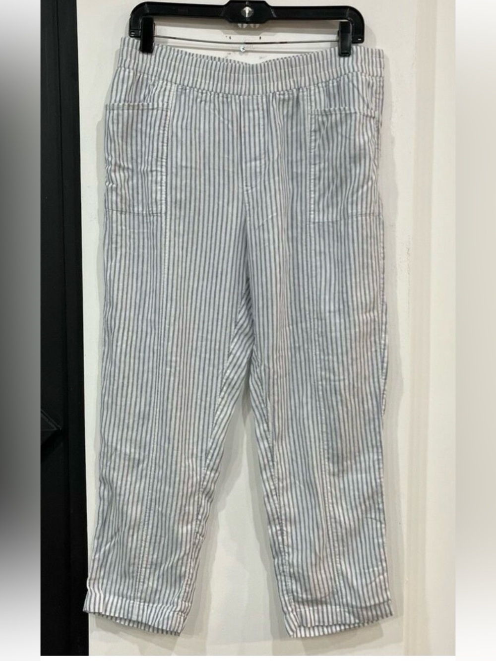 Caslon Women's Striped Linen Blend Pull On Lounge Pants
Pockets Medium